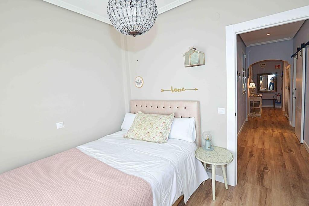 Apartamento Con Encanto "Las Raices" Santander Eksteriør bilde